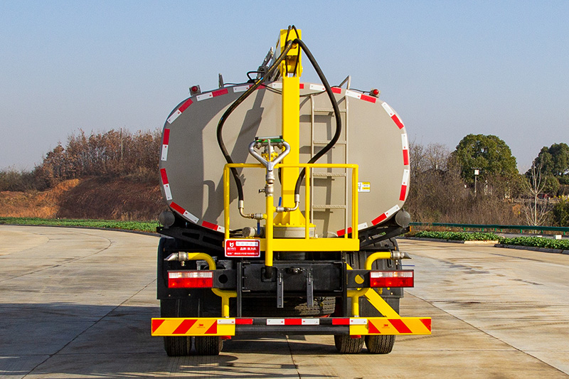 东风D9铁路抑尘车 12.5方