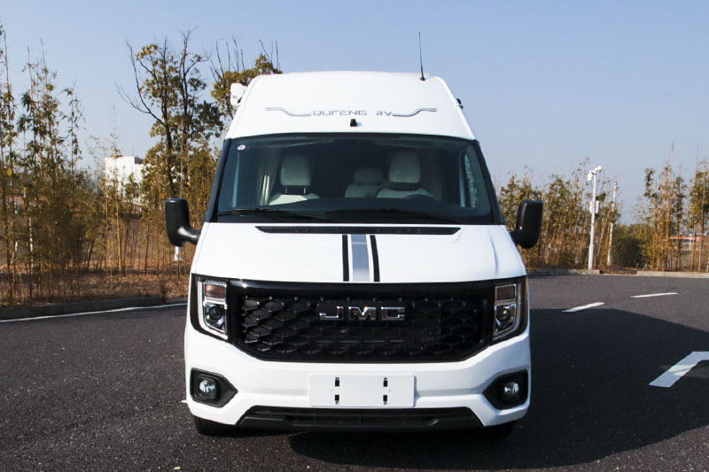 江铃B810房车